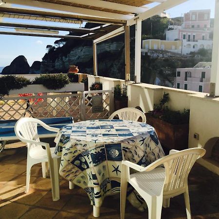 Agenzia Isotur Nontiscordardime Apartment Ponza Bagian luar foto